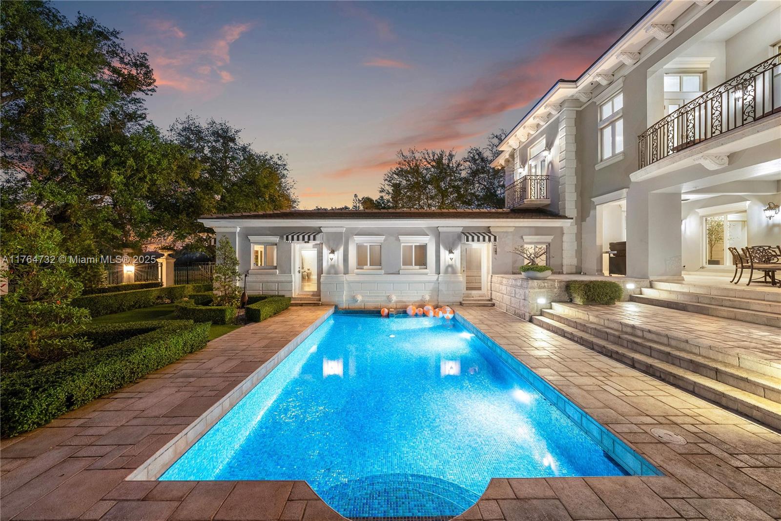 3916 Granada Blvd Coral Gables, FL 33134 3916 Granada Blvd Coral Gables, FL 33134