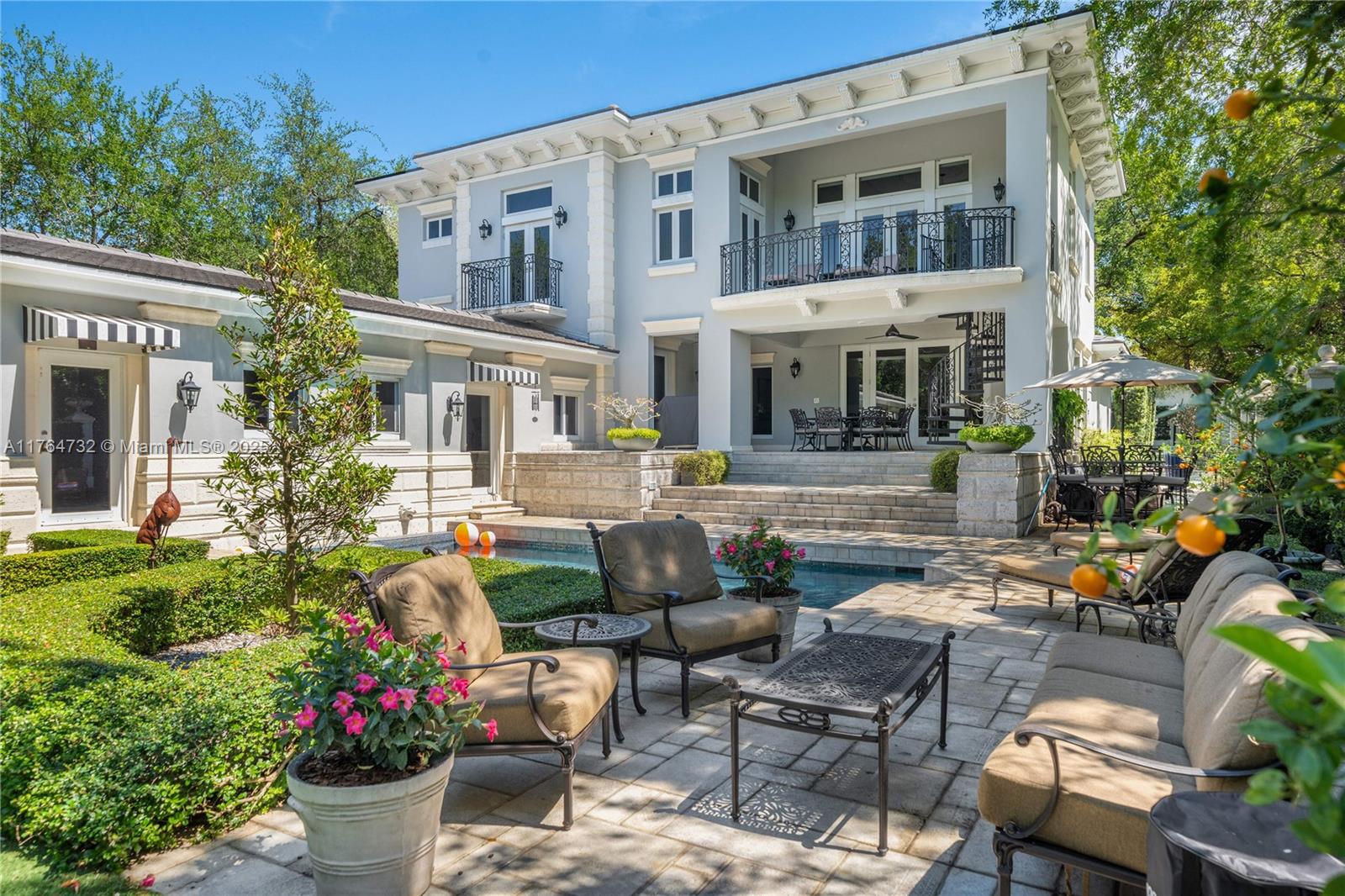 3916 Granada Blvd Coral Gables, FL 33134 3916 Granada Blvd Coral Gables, FL 33134