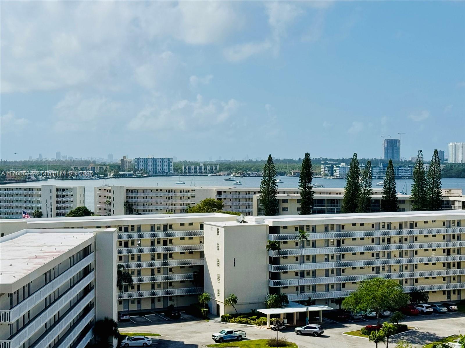 18031 Biscayne Blvd #1001,Aventura, FL 33160