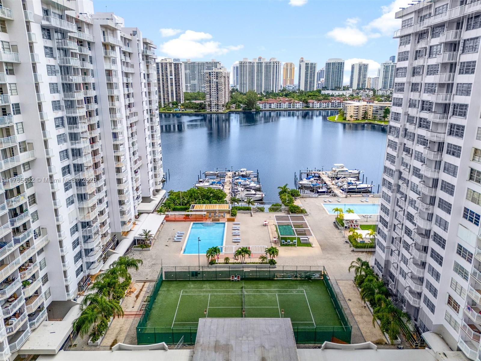 18031 Biscayne Blvd #1001,Aventura, FL 33160