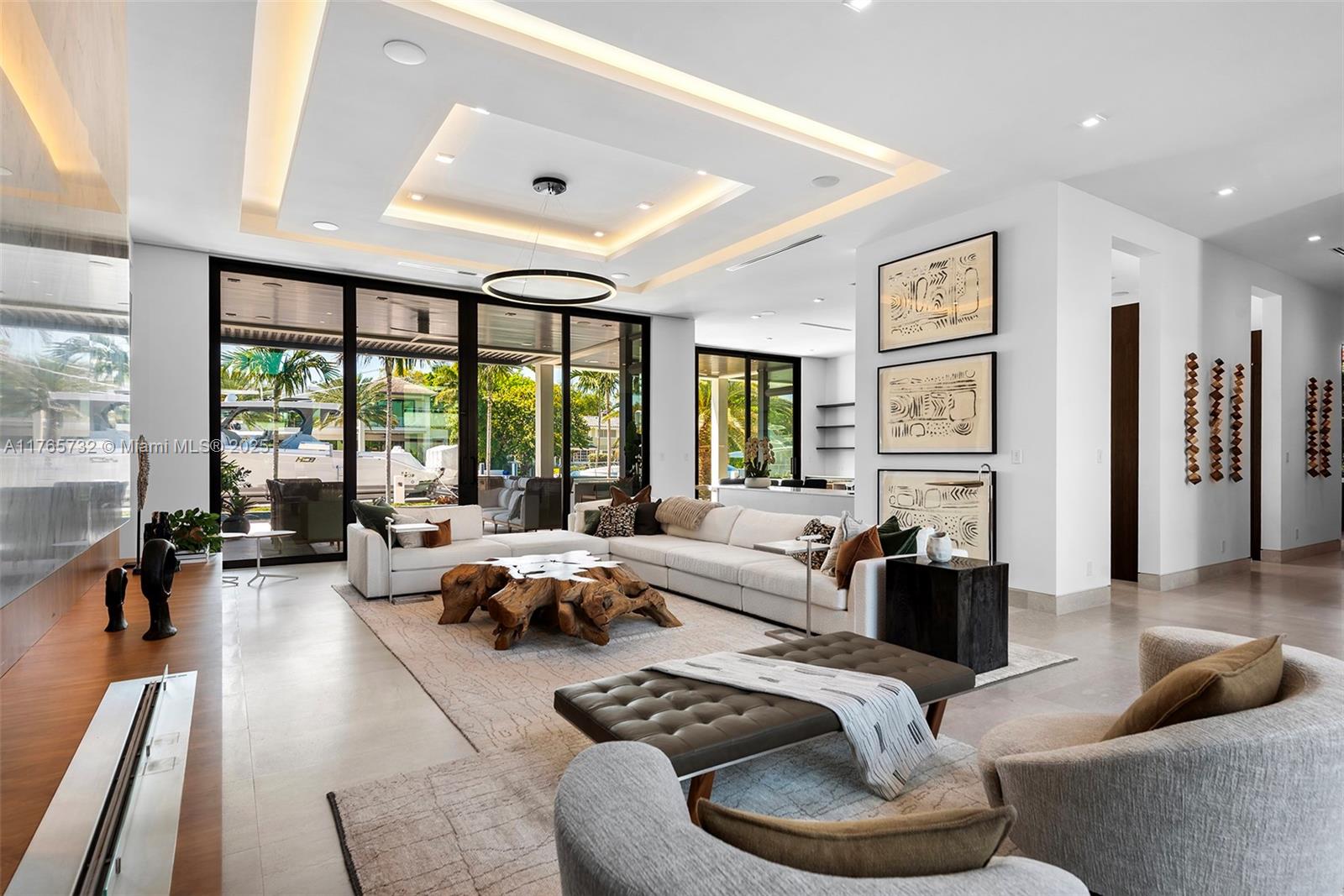 22 Isla Bahia Dr Fort Lauderdale, FL 33316