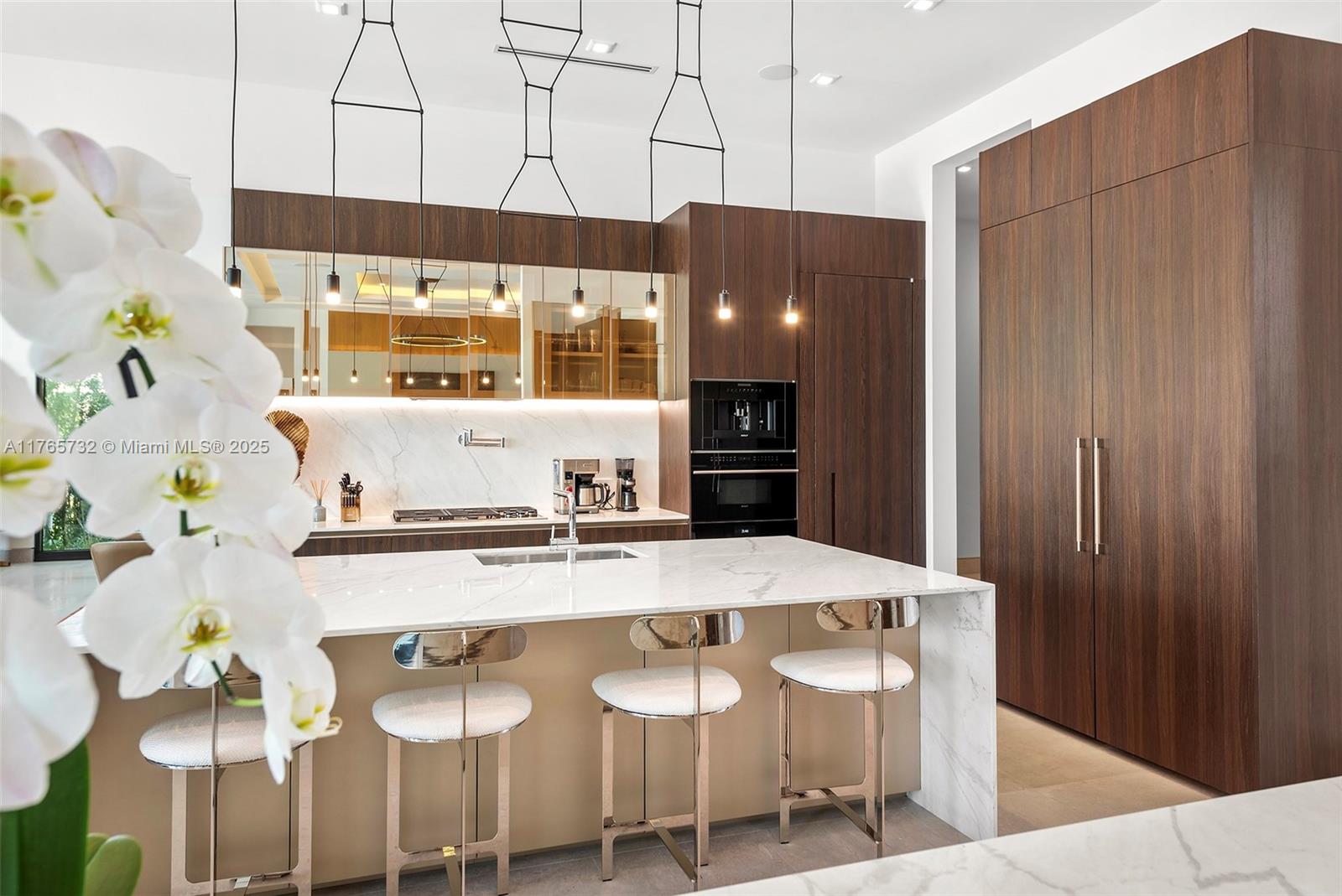 22 Isla Bahia Dr Fort Lauderdale, FL 33316