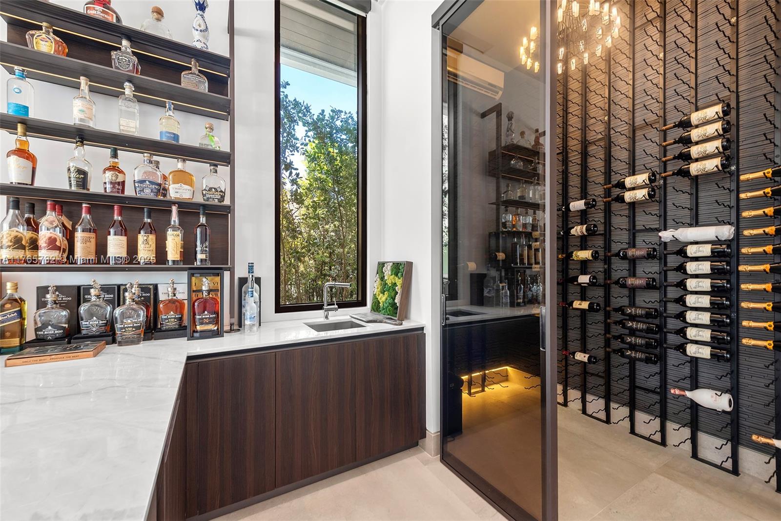 22 Isla Bahia Dr Fort Lauderdale, FL 33316