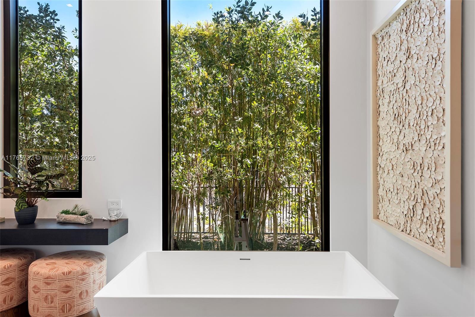 22 Isla Bahia Dr Fort Lauderdale, FL 33316