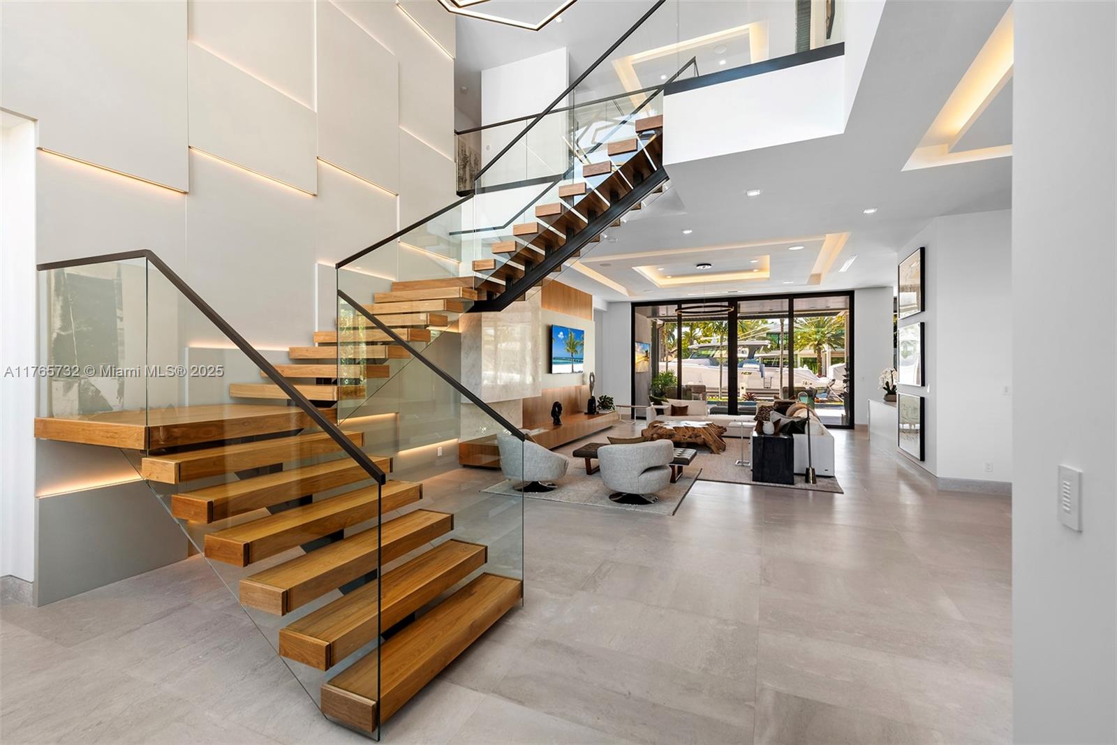 22 Isla Bahia Dr Fort Lauderdale, FL 33316