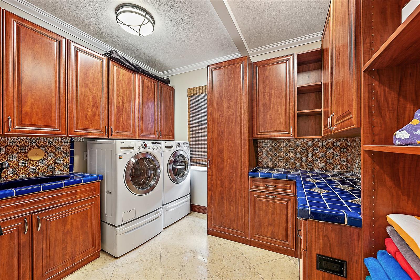 19028 SE Windward Is Ln Jupiter, FL 33458