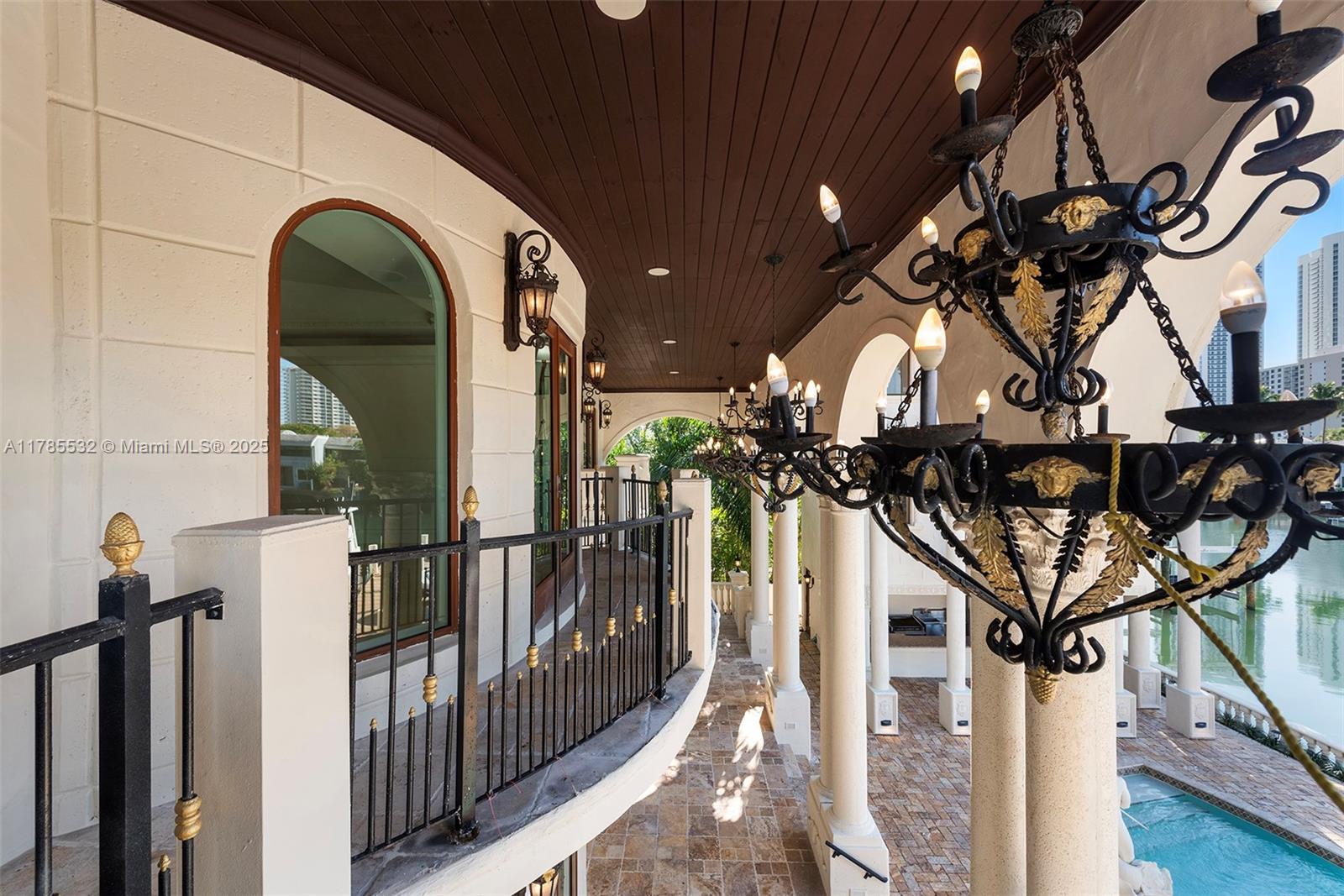 270 Atlantic Ave Sunny Isles Beach, FL 33160