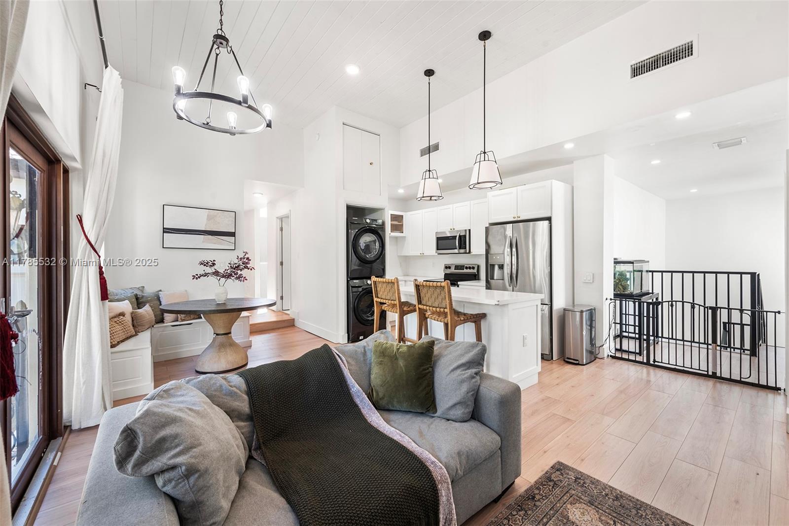 270 Atlantic Ave Sunny Isles Beach, FL 33160