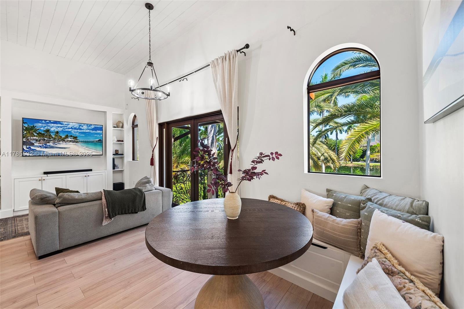 270 Atlantic Ave Sunny Isles Beach, FL 33160