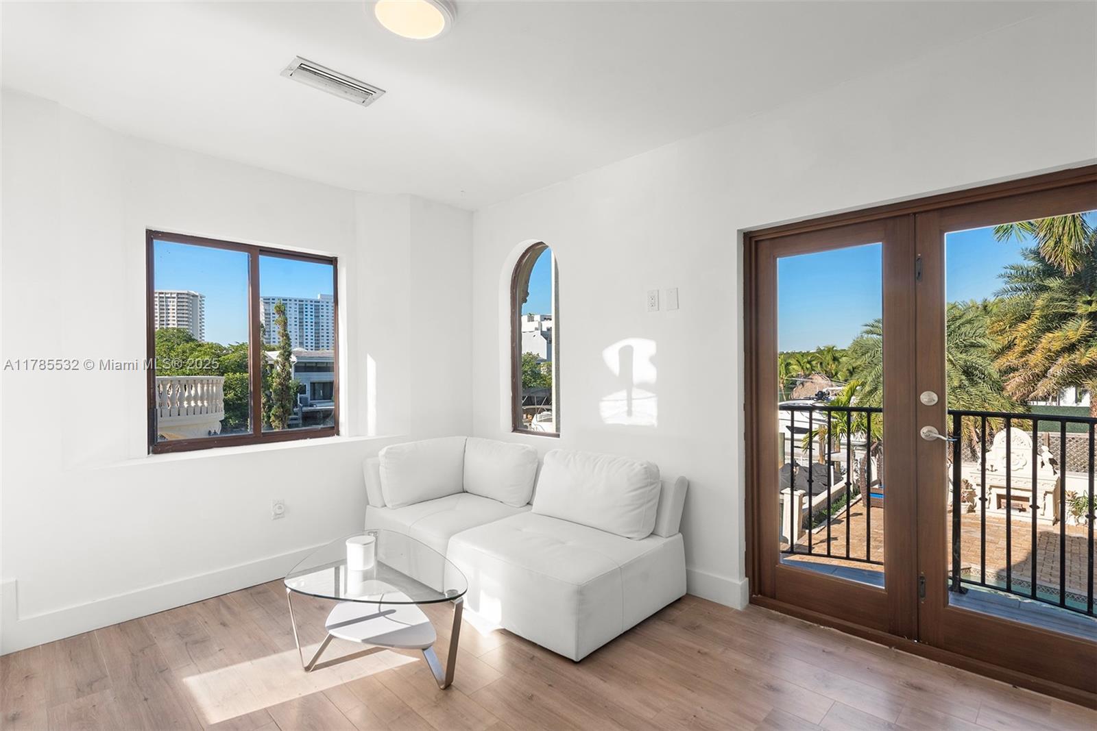 270 Atlantic Ave Sunny Isles Beach, FL 33160