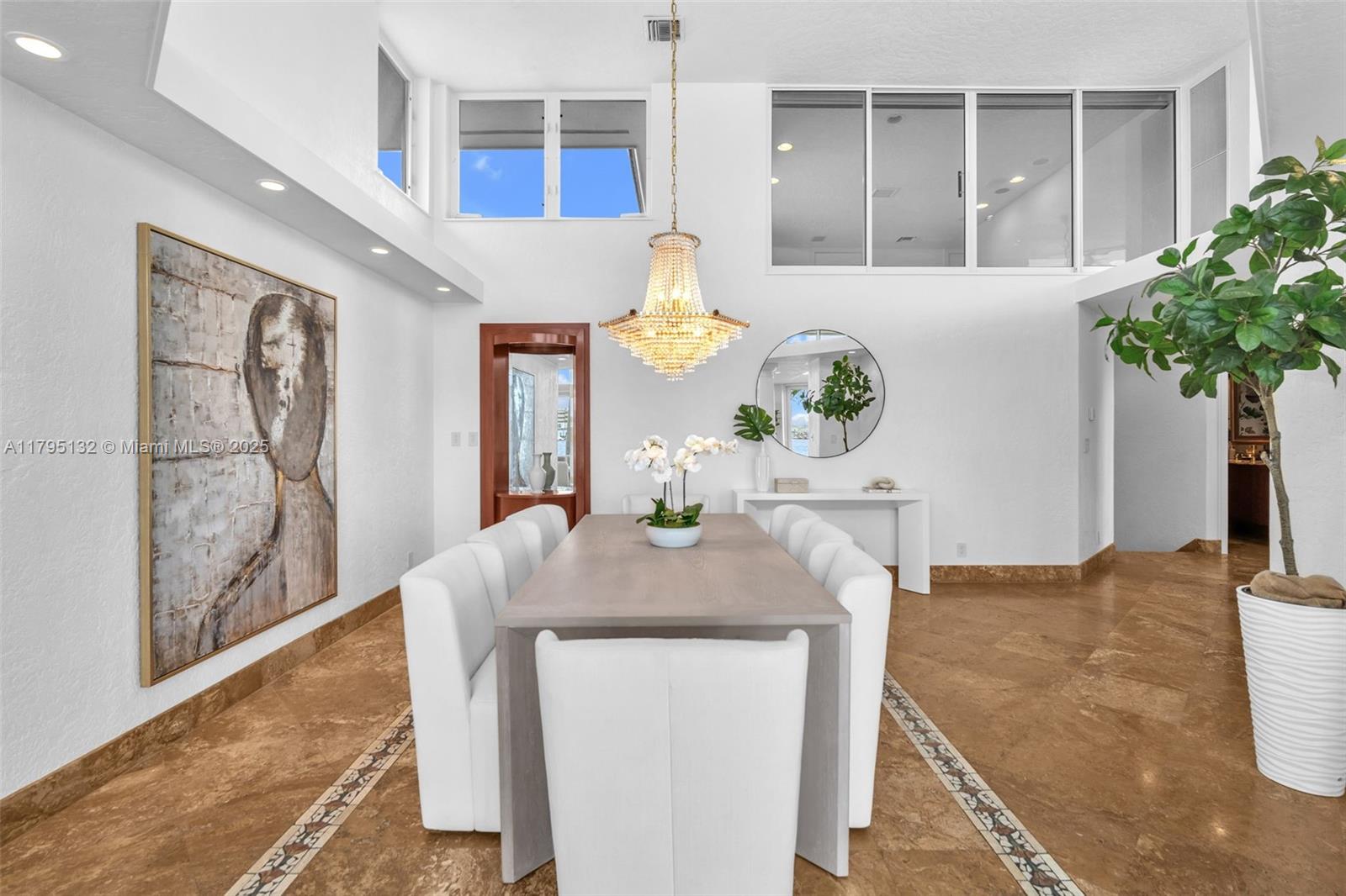 1925 Harbourview Dr Fort Lauderdale, FL 33316