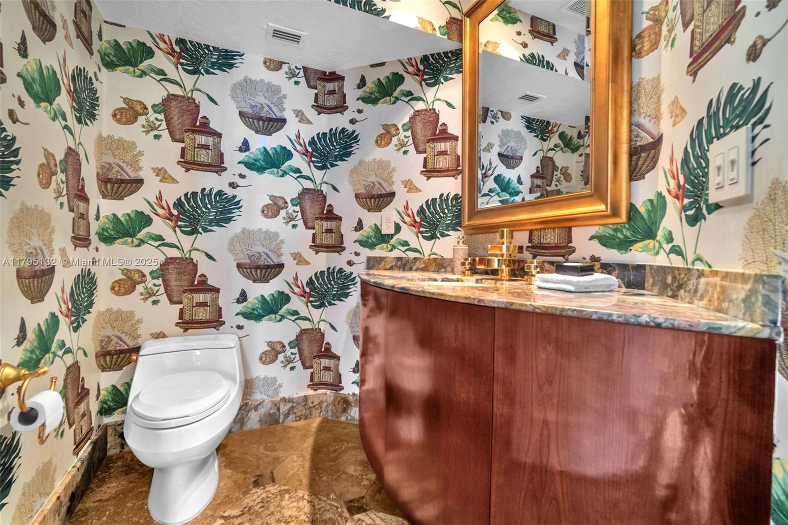 1925 Harbourview Dr Fort Lauderdale, FL 33316