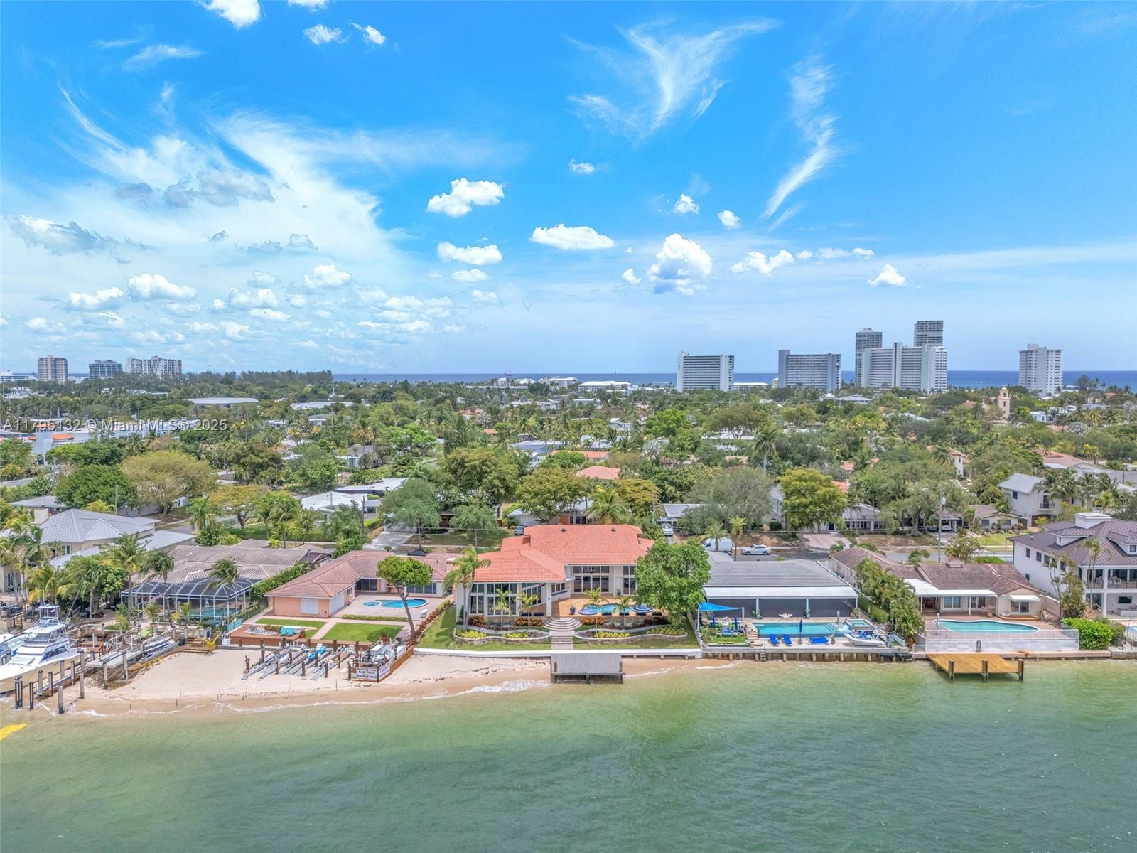 1925 Harbourview Dr Fort Lauderdale, FL 33316