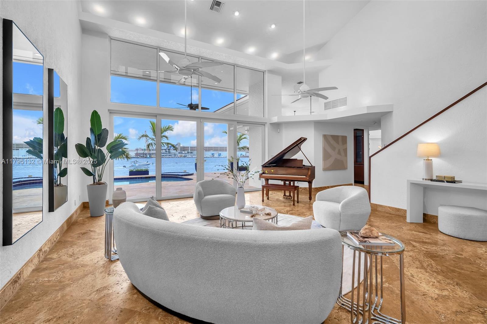 1925 Harbourview Dr Fort Lauderdale, FL 33316