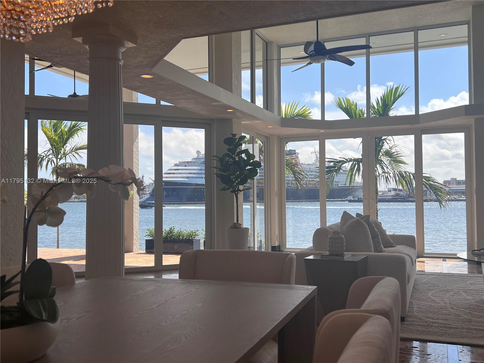 1925 Harbourview Dr Fort Lauderdale, FL 33316