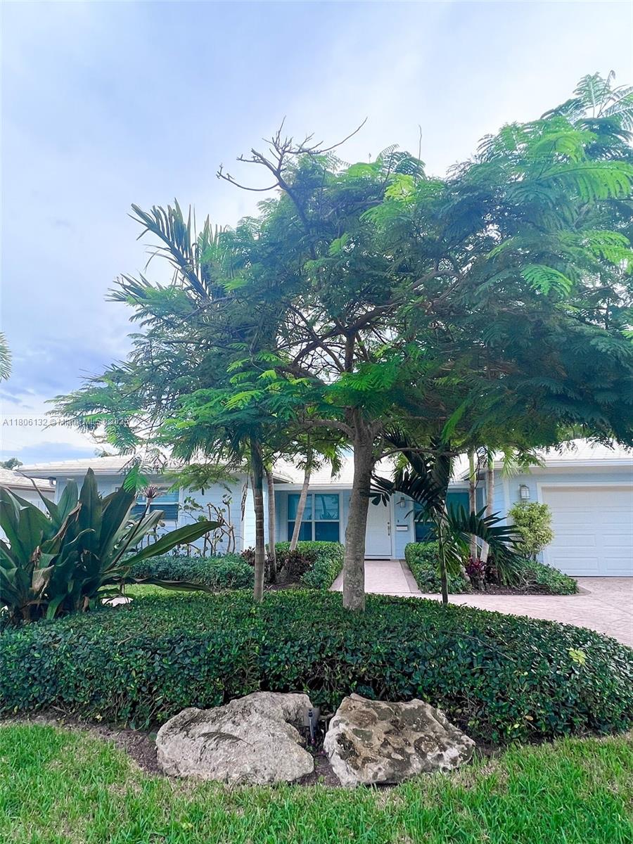 2932 NE 36th St Lighthouse Point, FL 33064