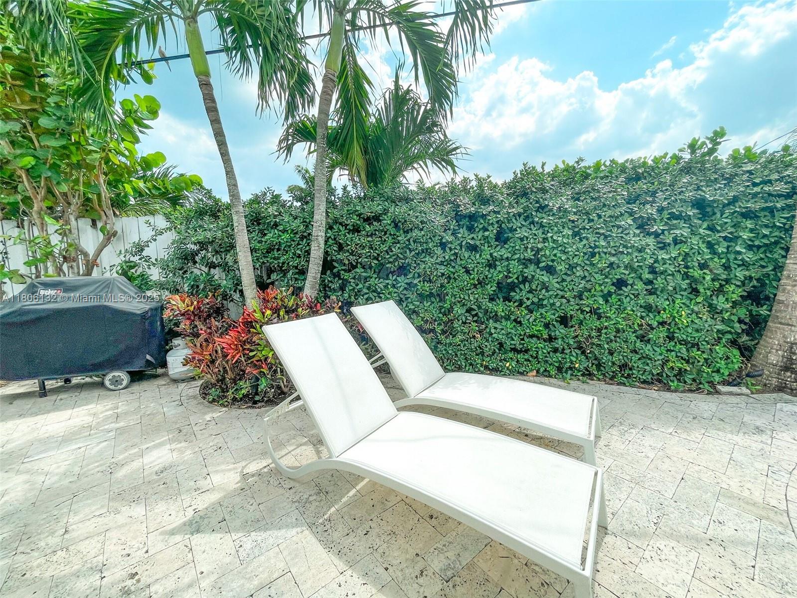 2932 NE 36th St Lighthouse Point, FL 33064