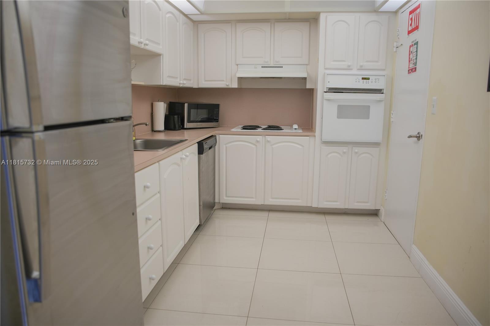 4001 S Ocean Dr #11A Hollywood, FL 33019