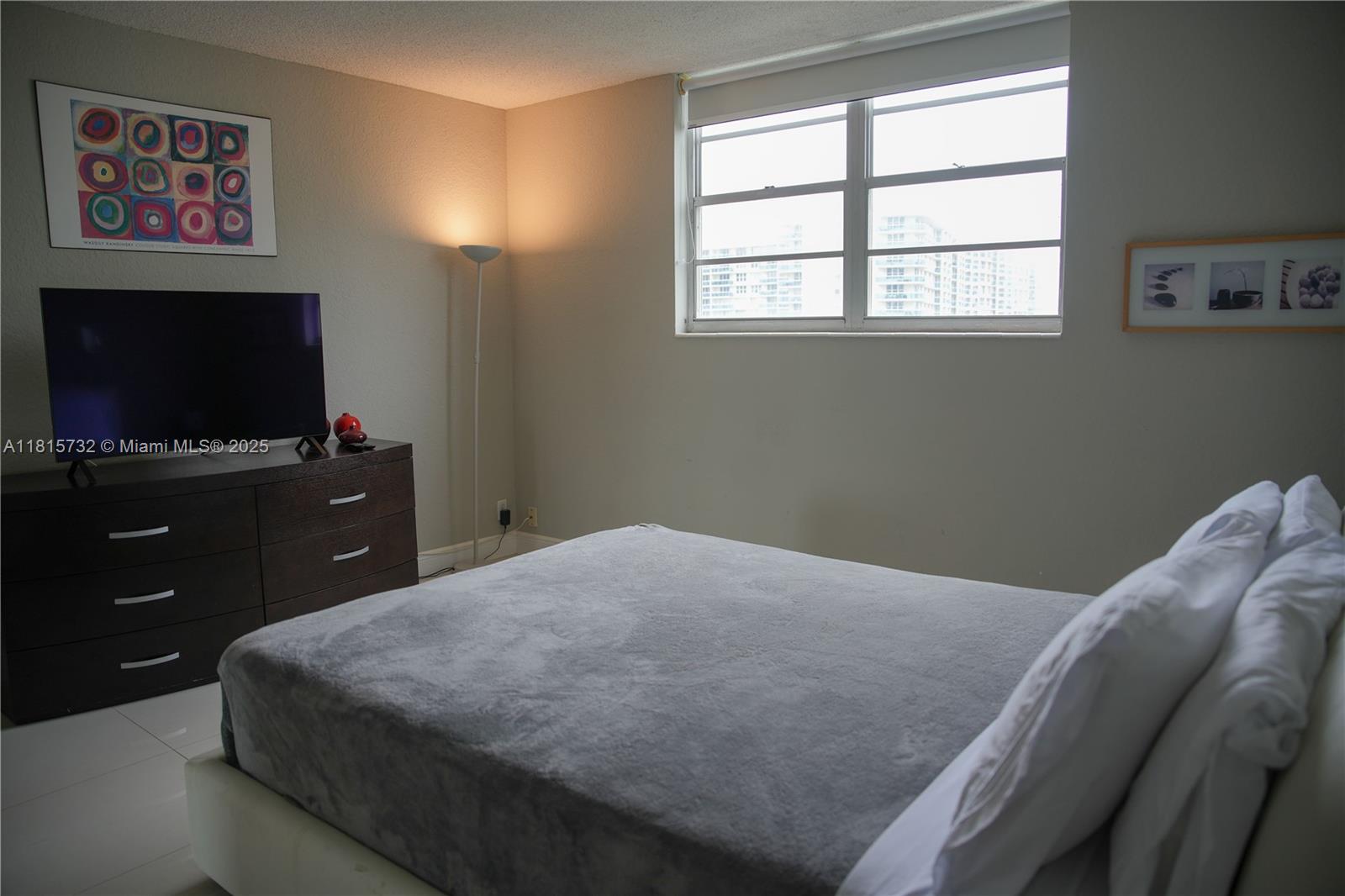 4001 S Ocean Dr #11A Hollywood, FL 33019