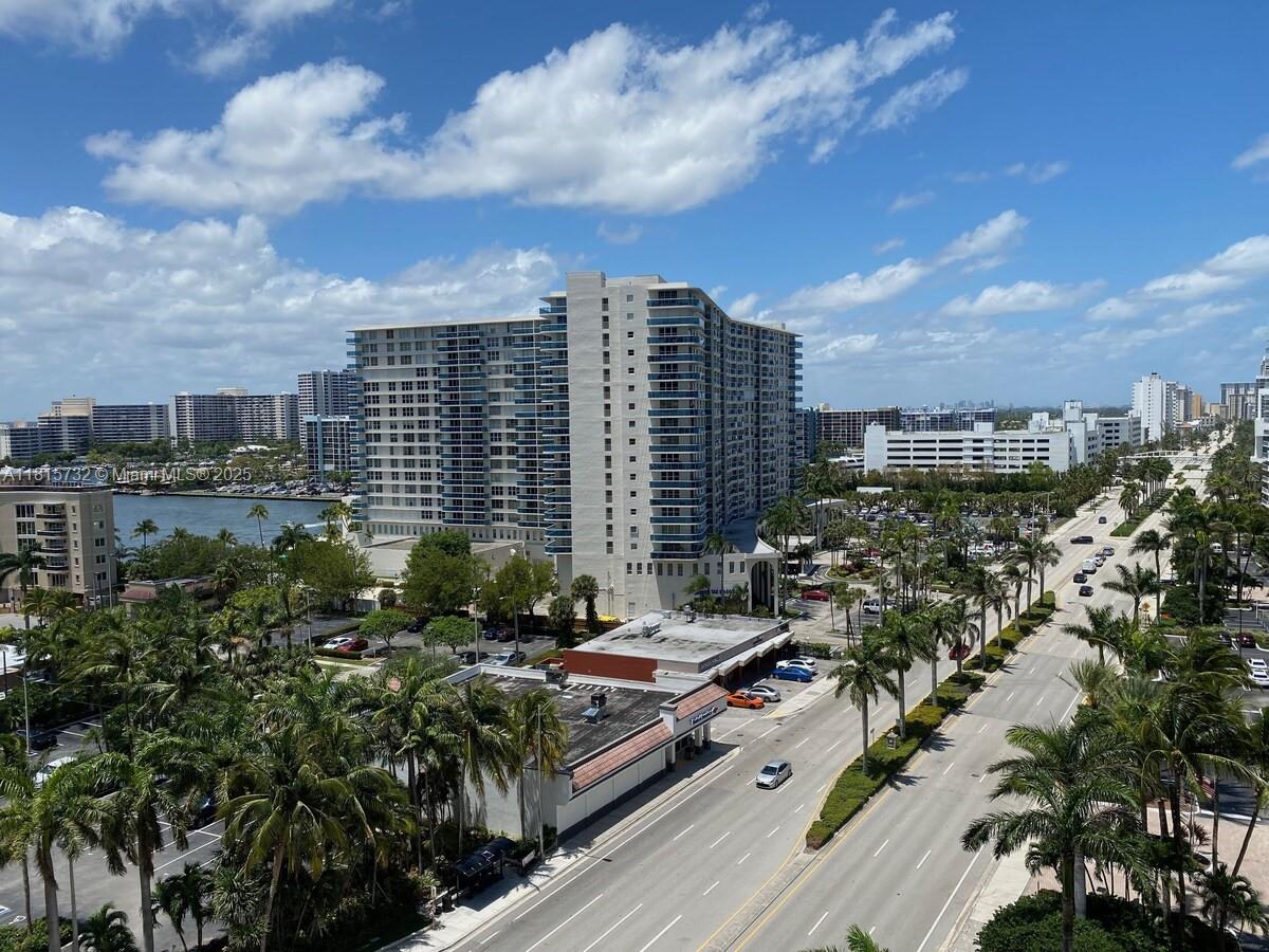 4001 S Ocean Dr #11A Hollywood, FL 33019