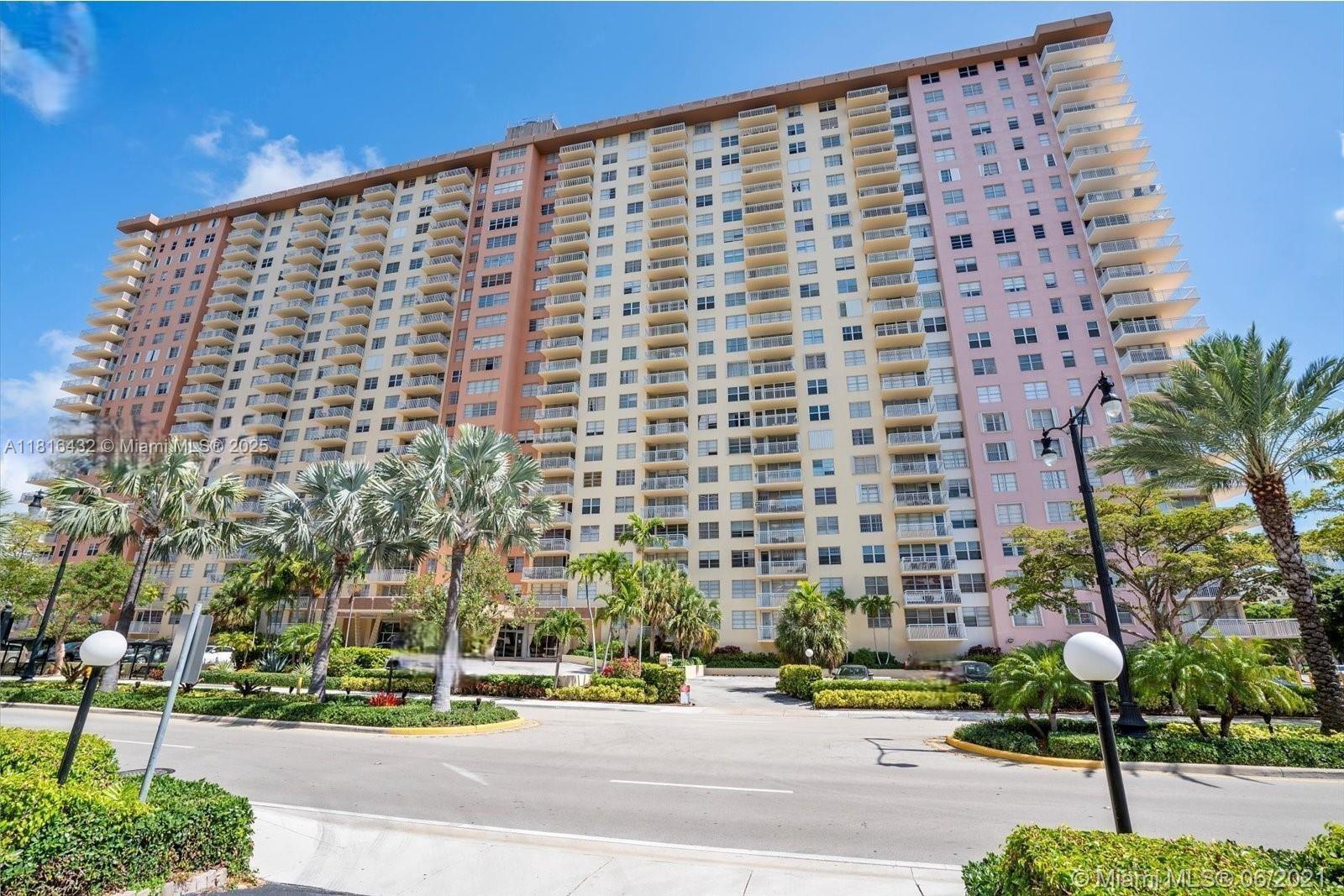 image Winston Towers 20026