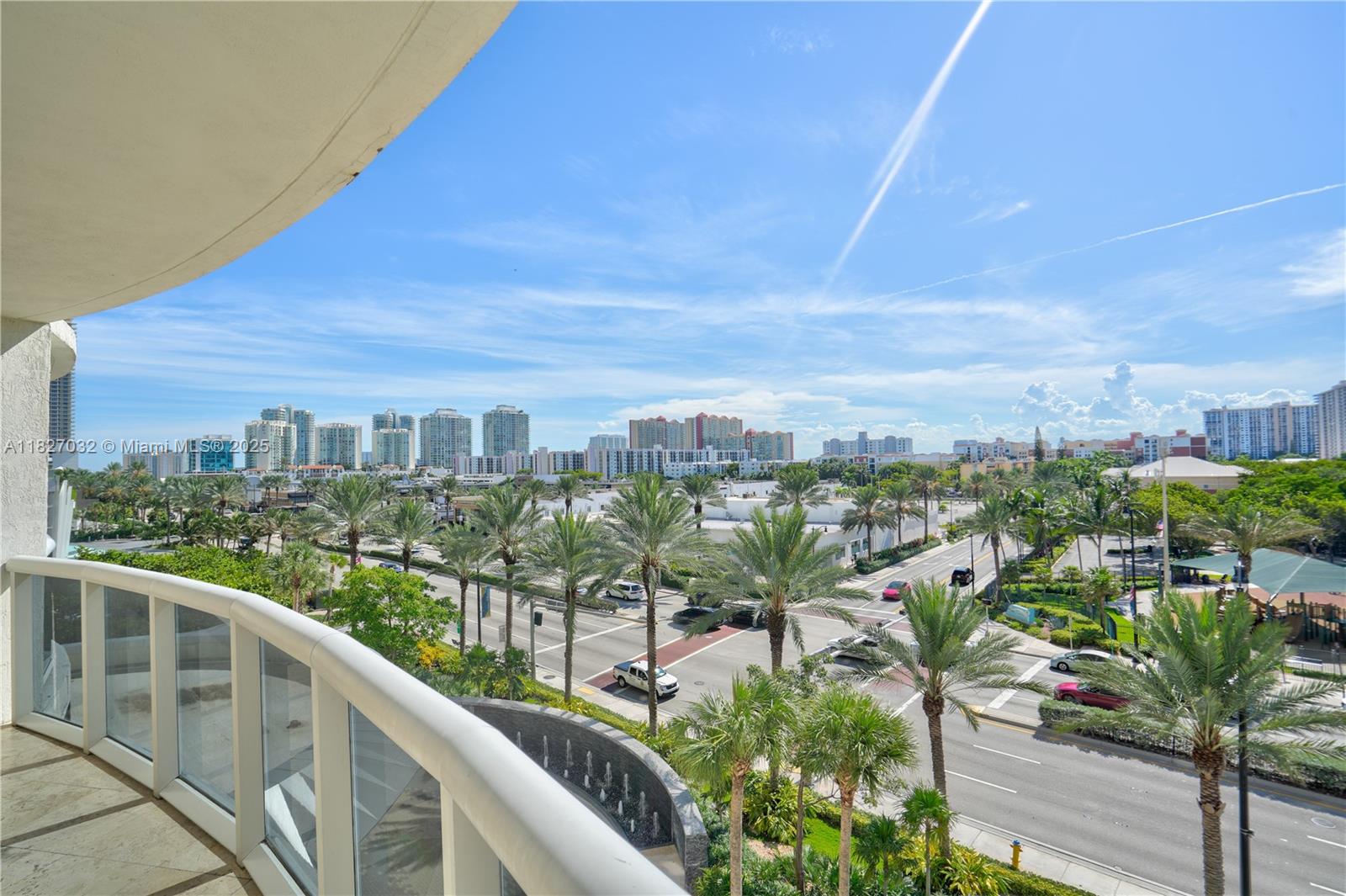 image Ocean Four Condo17