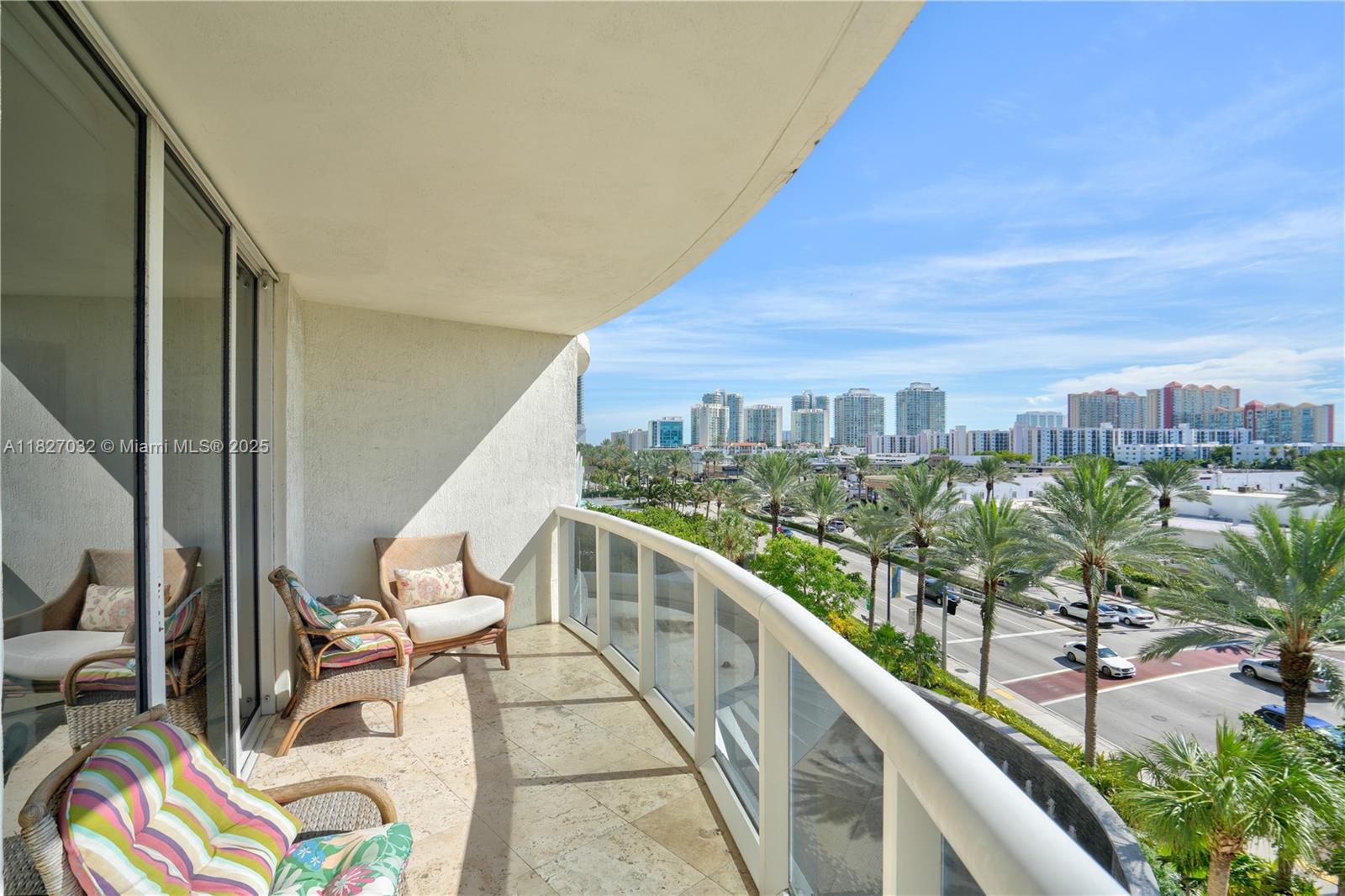 image Ocean Four Condo18