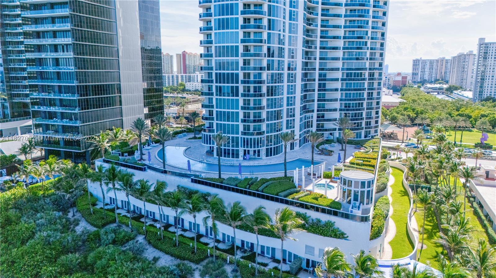 image Ocean Four Condo31