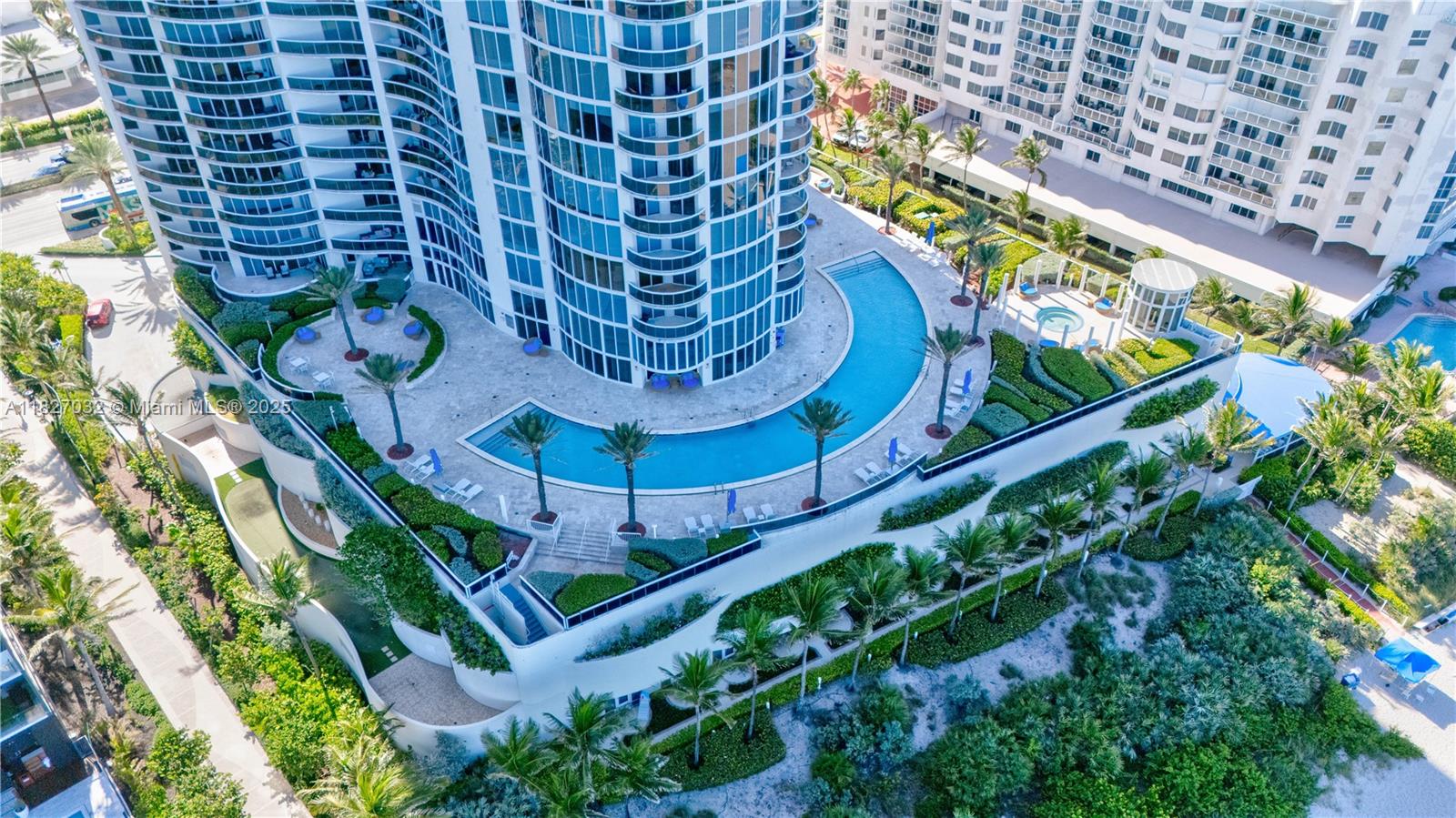 image Ocean Four Condo33