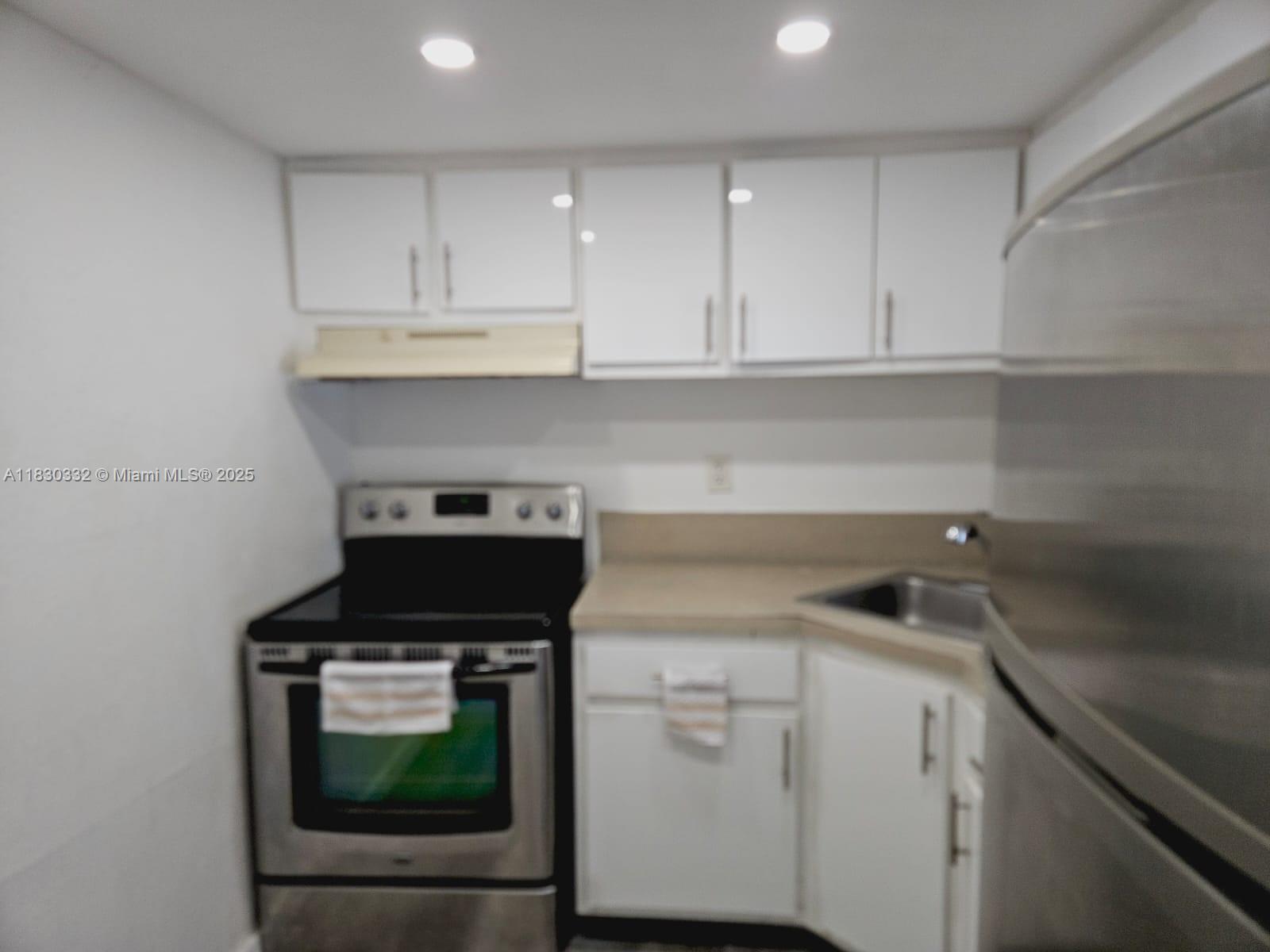4550 NW 9th St #709E
