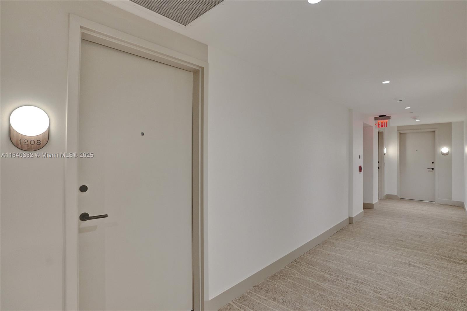 image 72 Park Condo45