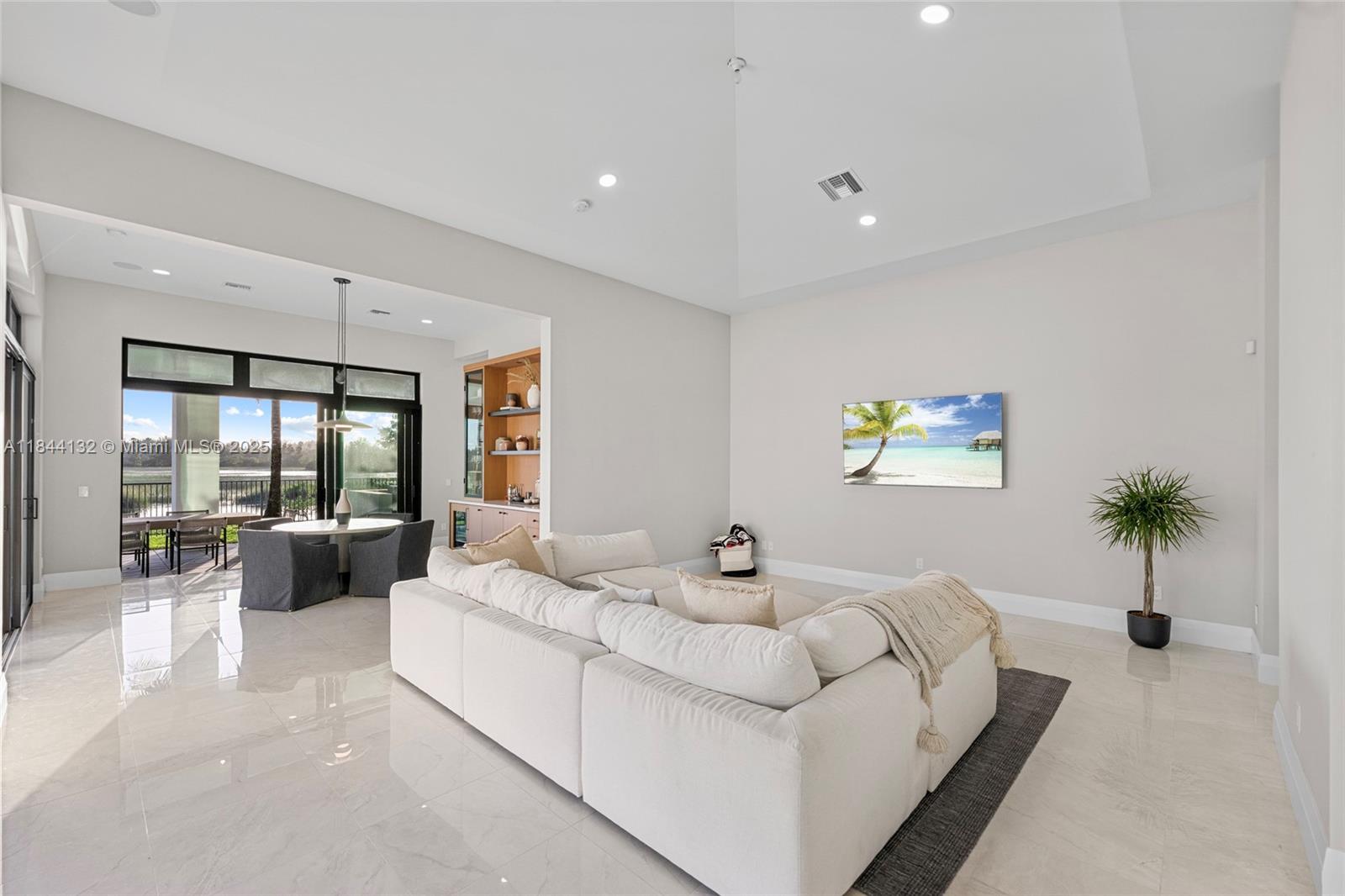 3275 Islewood Ave Weston, FL 33332