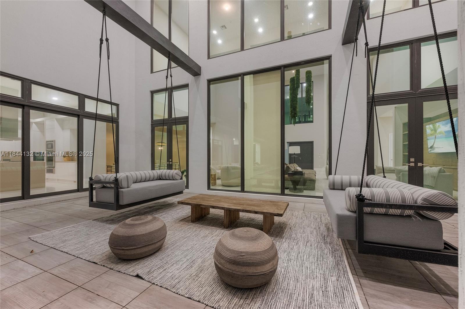 3275 Islewood Ave Weston, FL 33332