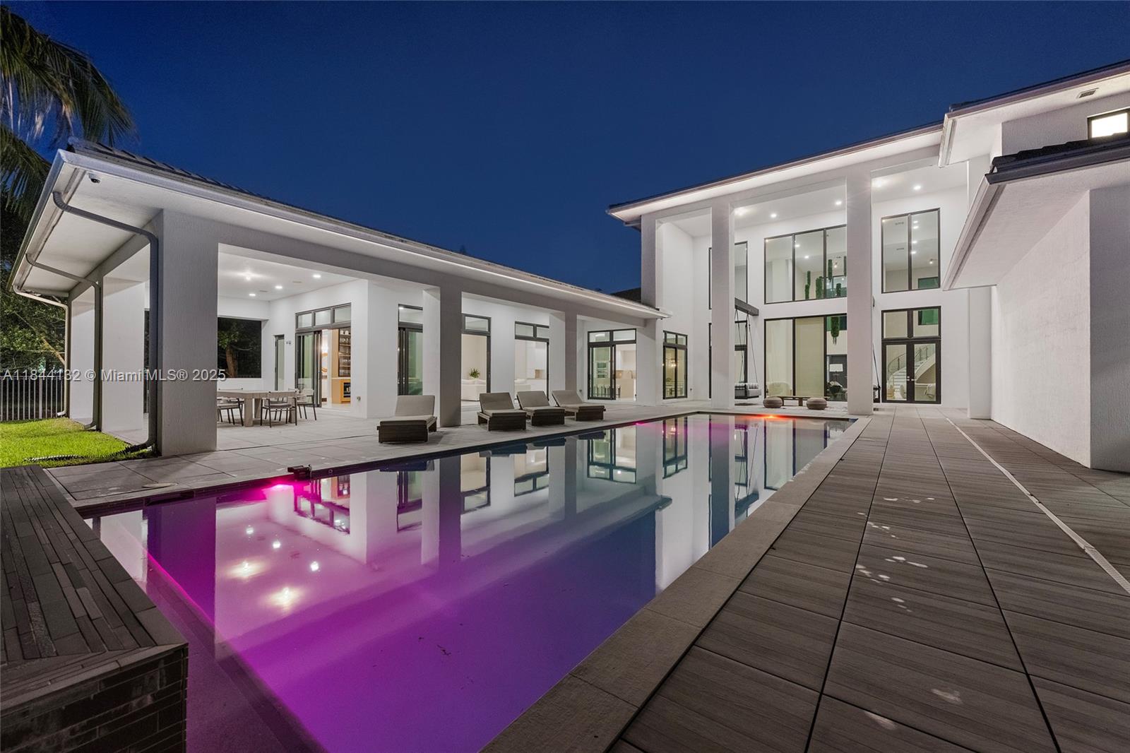 3275 Islewood Ave Weston, FL 33332