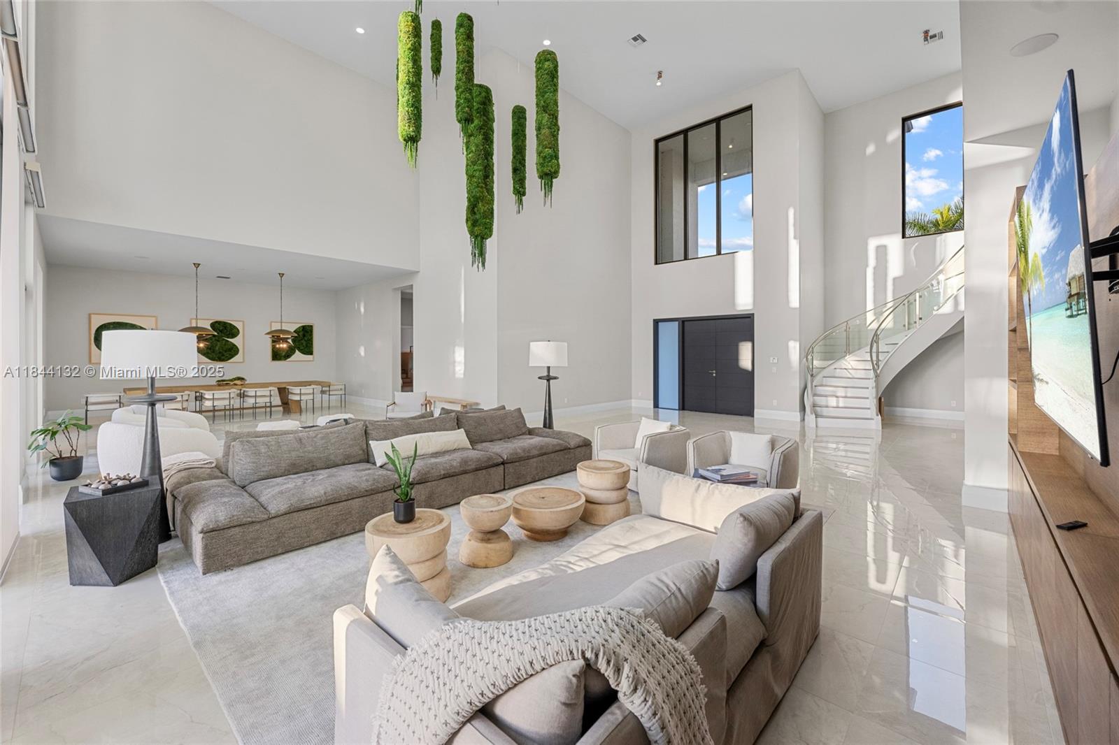 3275 Islewood Ave Weston, FL 33332