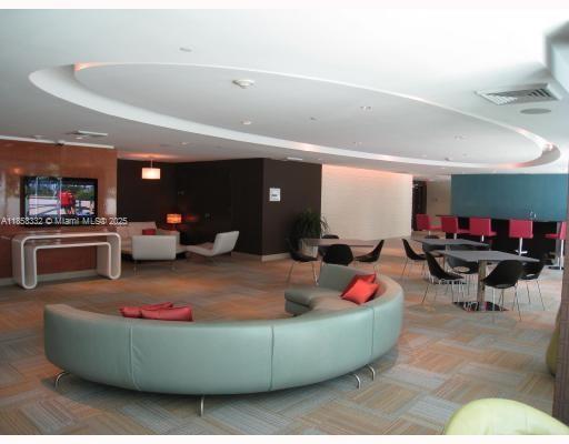 image The Plaza 901 Brickell Co14