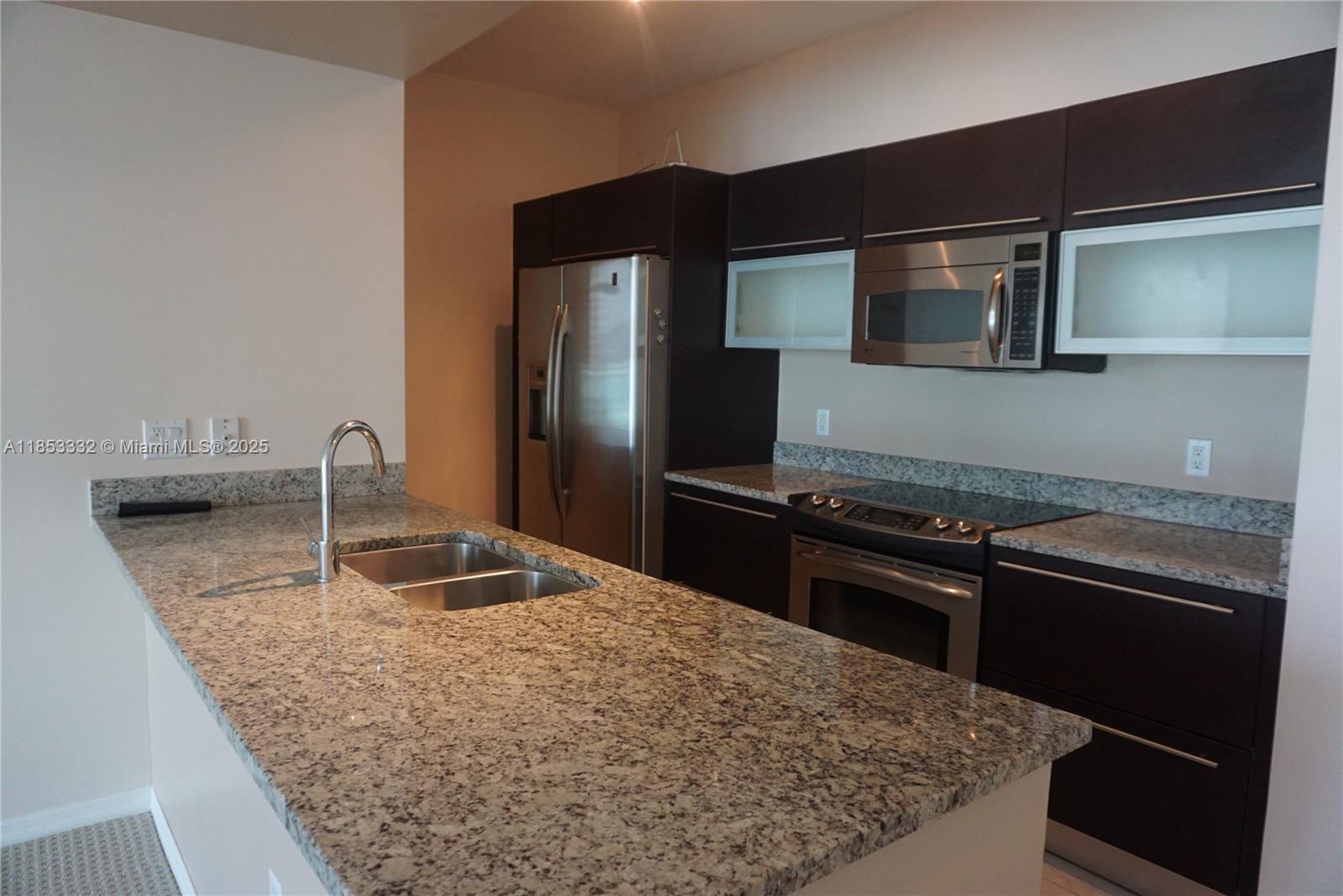 image The Plaza 901 Brickell Co16
