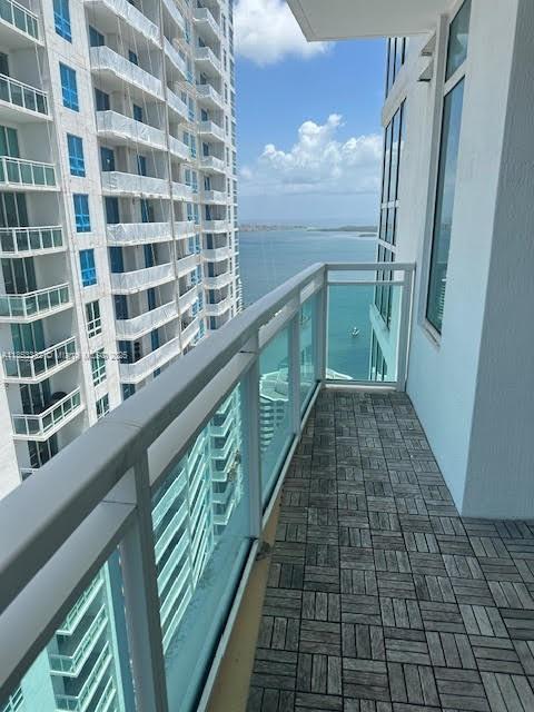 image The Plaza 901 Brickell Co43