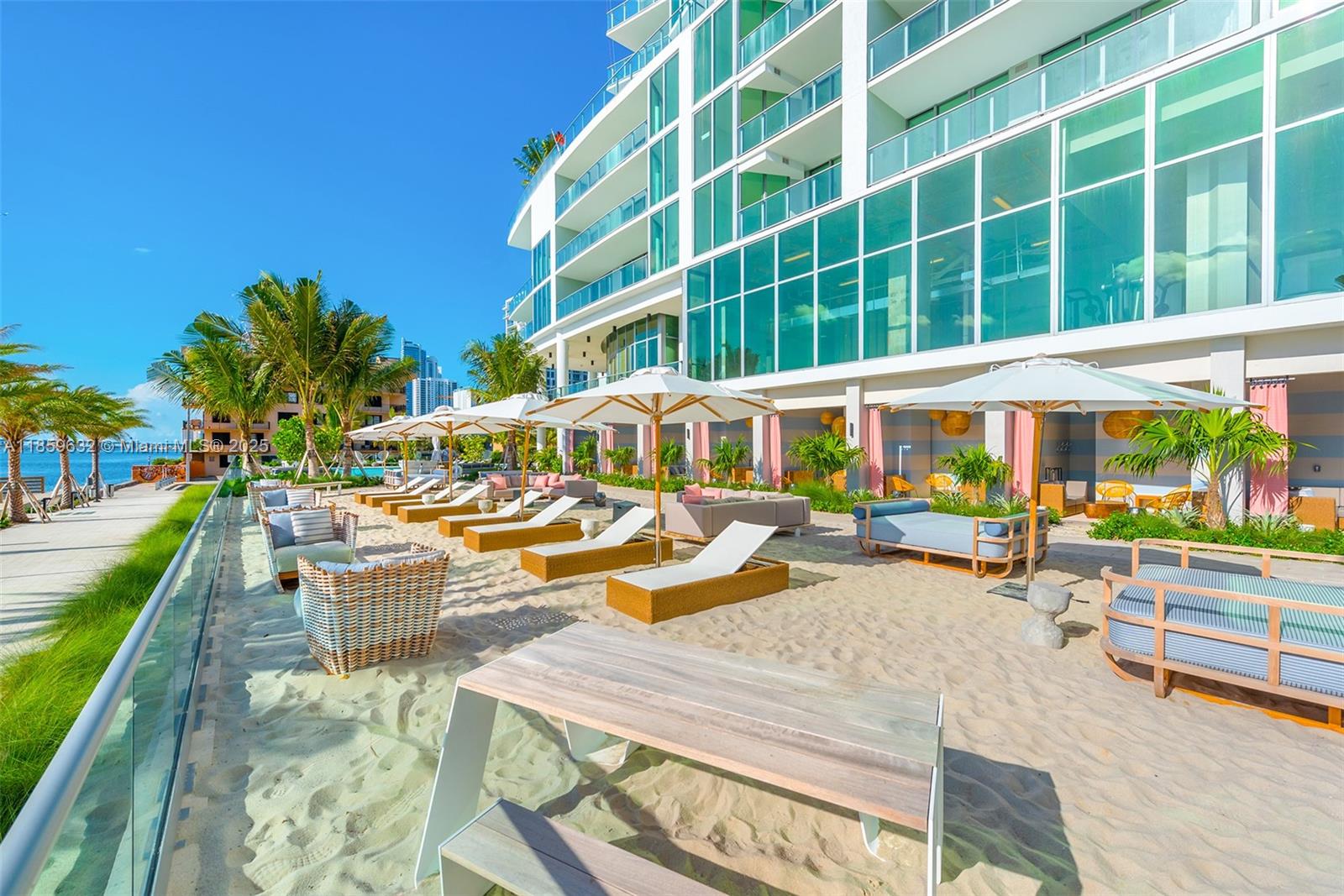 image Biscayne Beach47