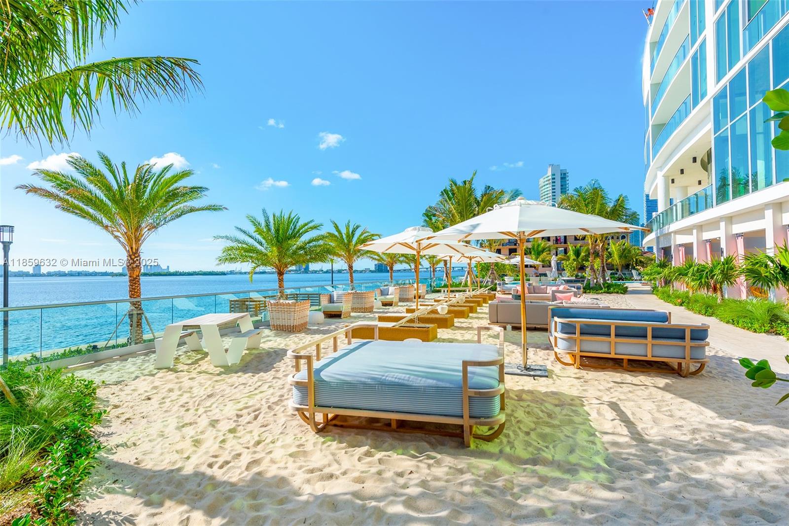 image Biscayne Beach49