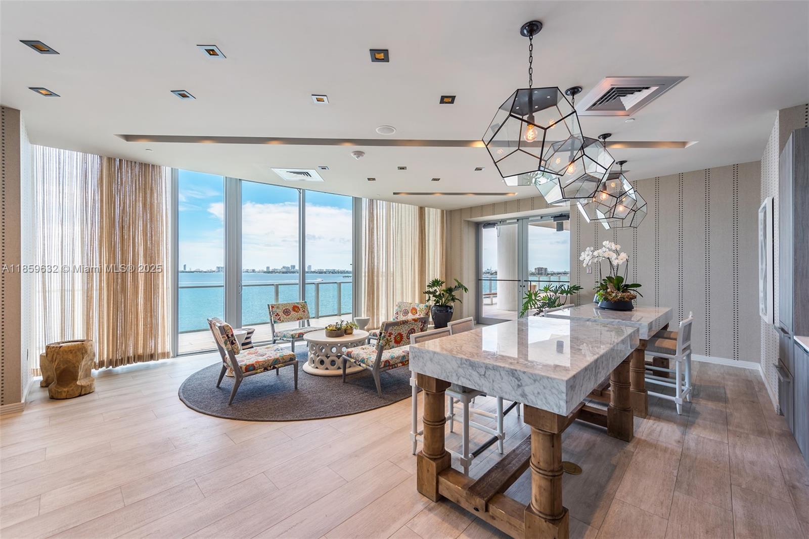 image Biscayne Beach74