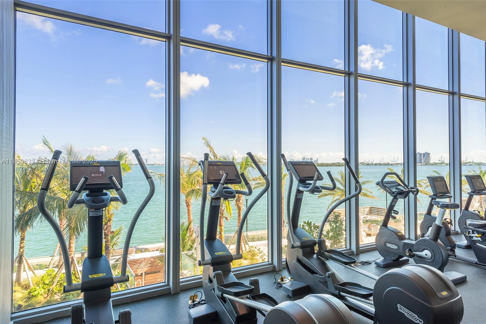 image Biscayne Beach81