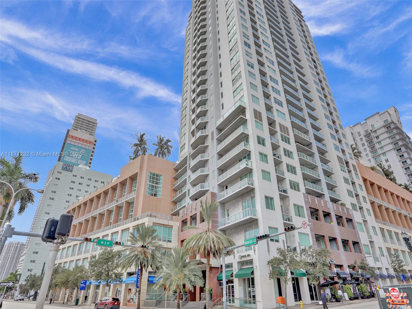 244 Biscayne Blvd #406