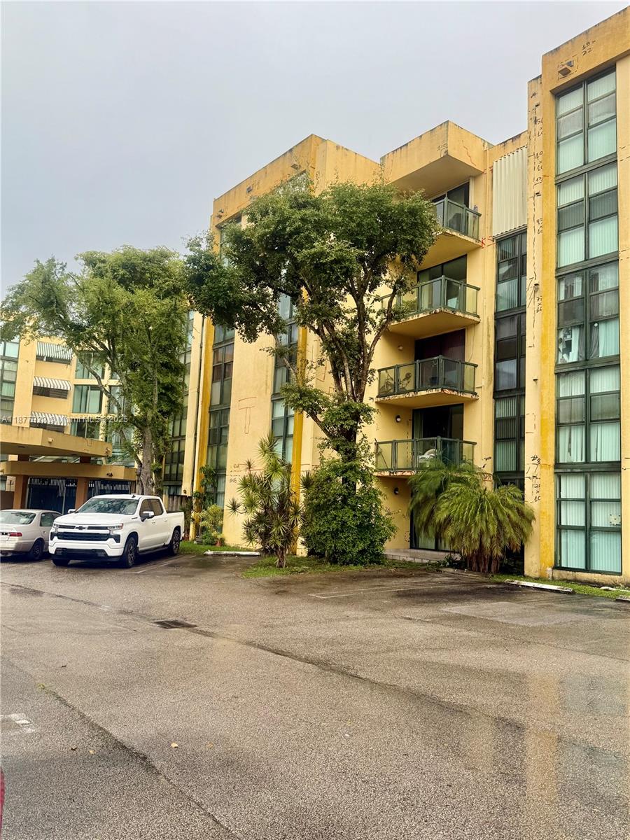 11780 SW 18th St #122-2