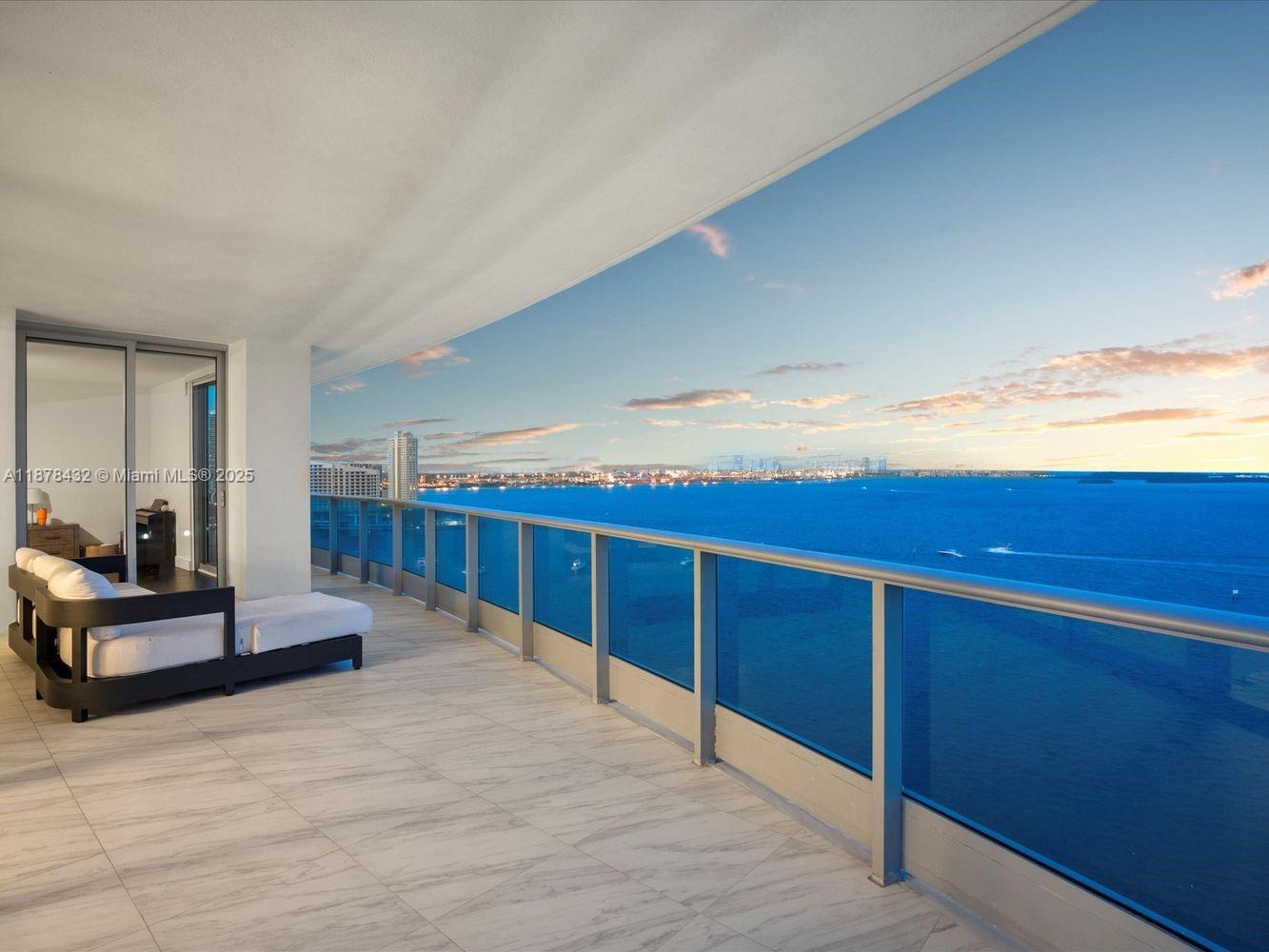 image Jade Residences18