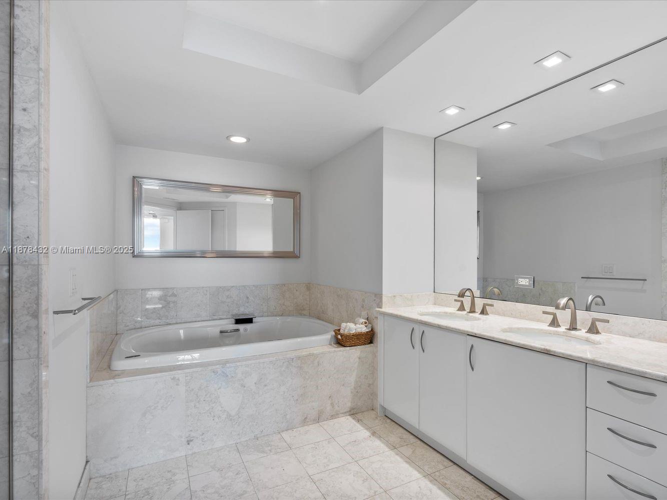 image Jade Residences27