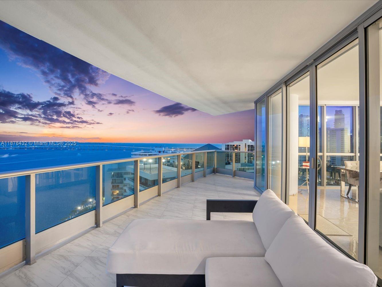 image Jade Residences38