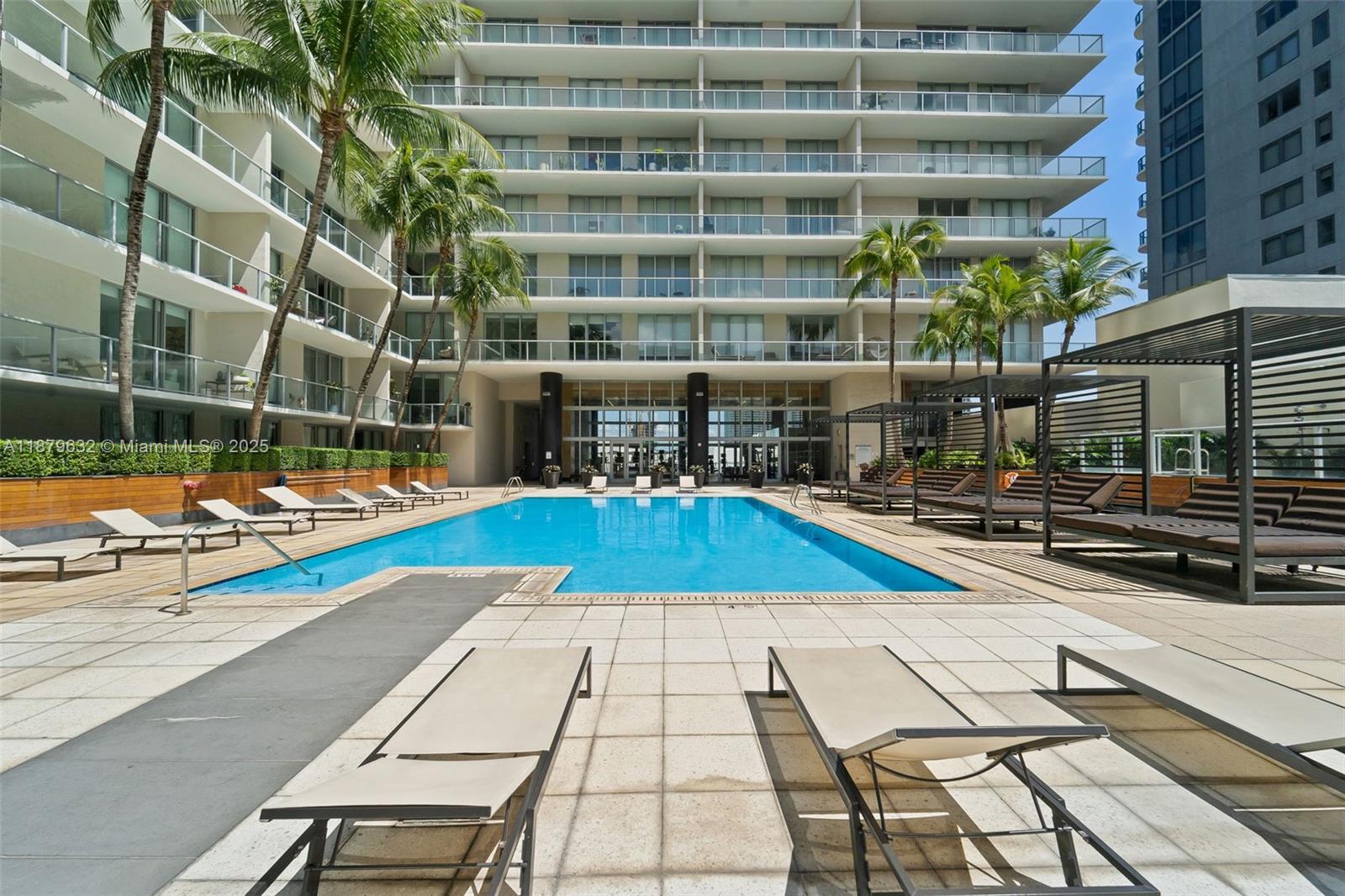 image Two Midtown Miami Condo17