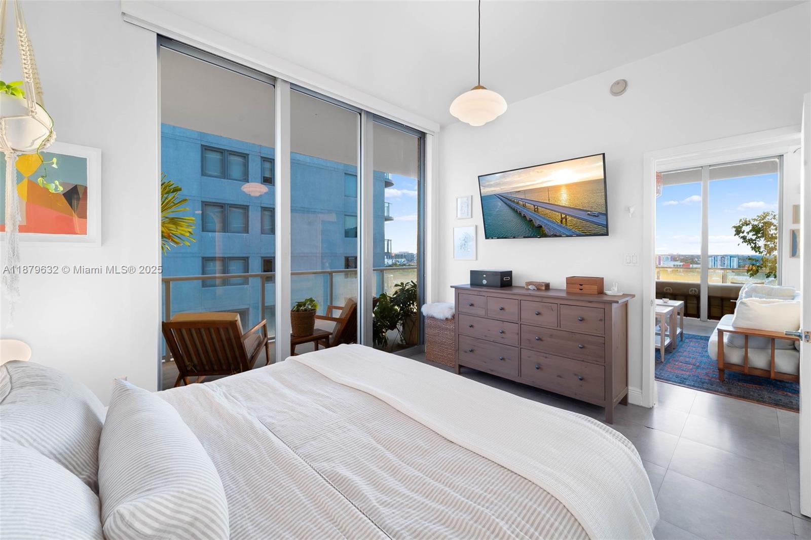 image Two Midtown Miami Condo6
