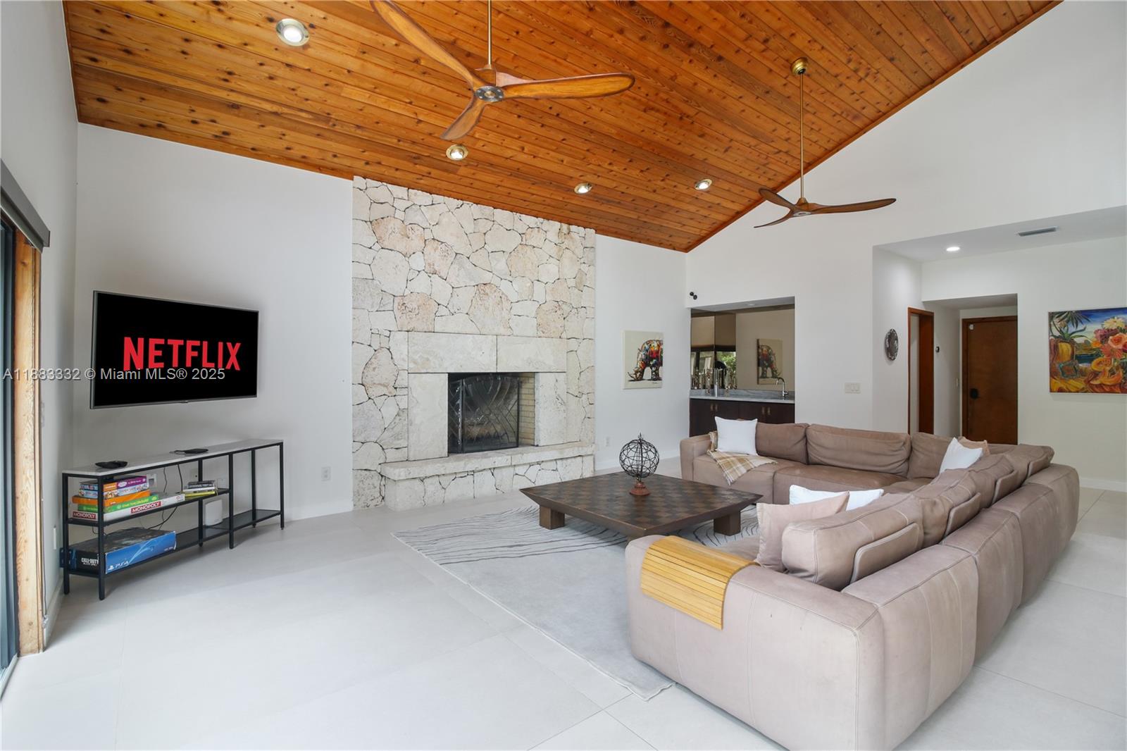 8120 SW 182nd St Palmetto Bay, FL 33157